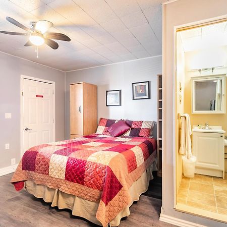 Bayside Cottage Rentals Port Rowan Экстерьер фото