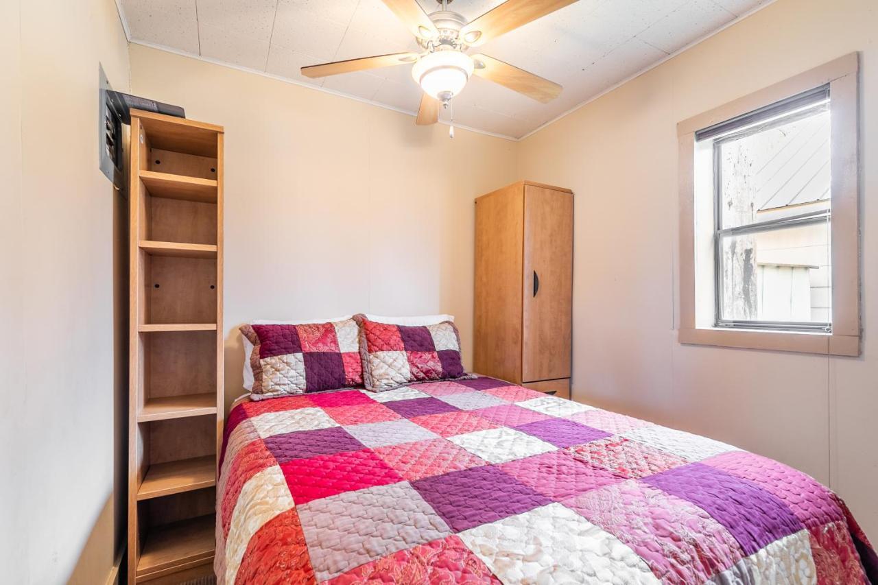Bayside Cottage Rentals Port Rowan Экстерьер фото