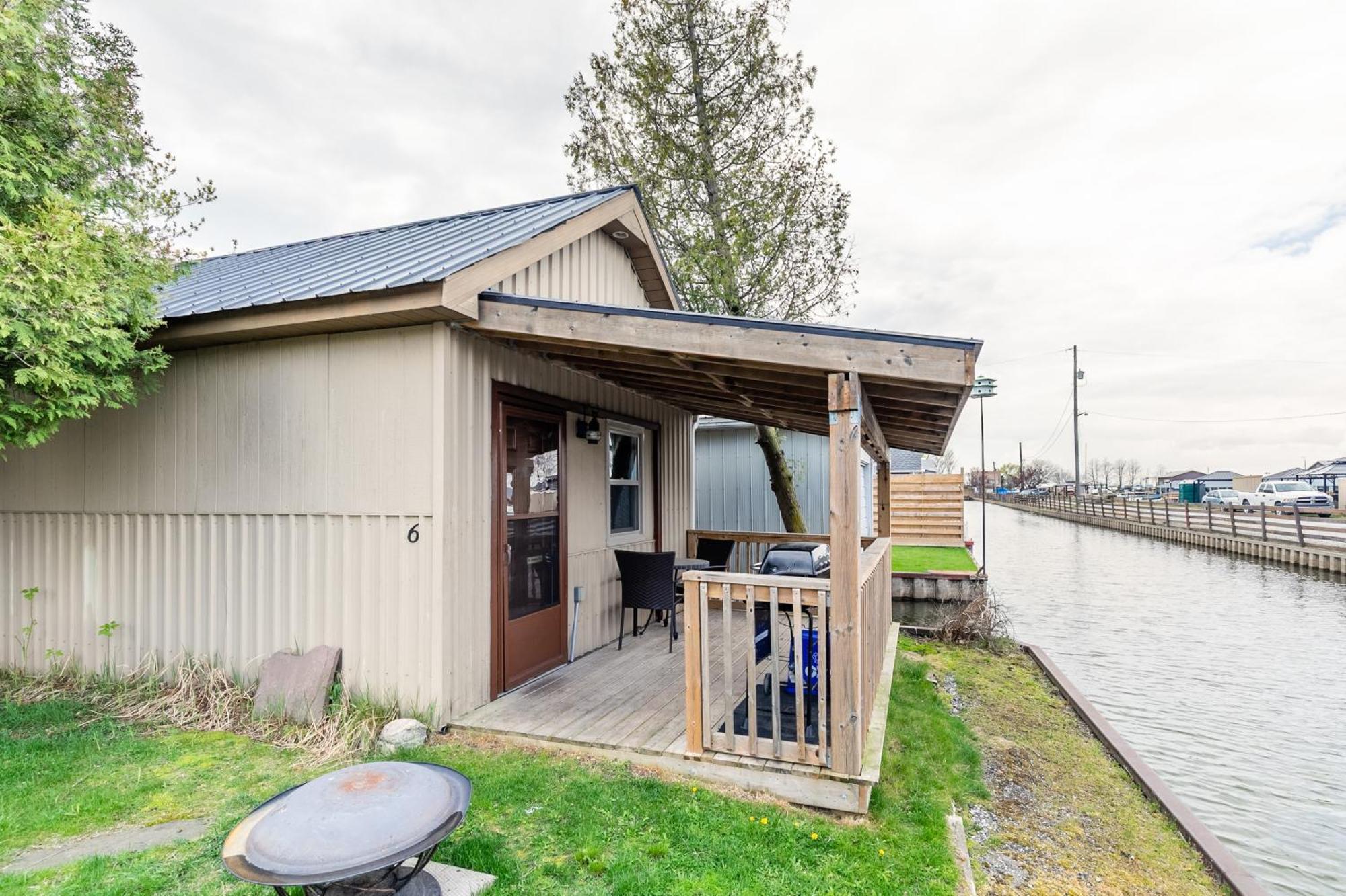Bayside Cottage Rentals Port Rowan Экстерьер фото